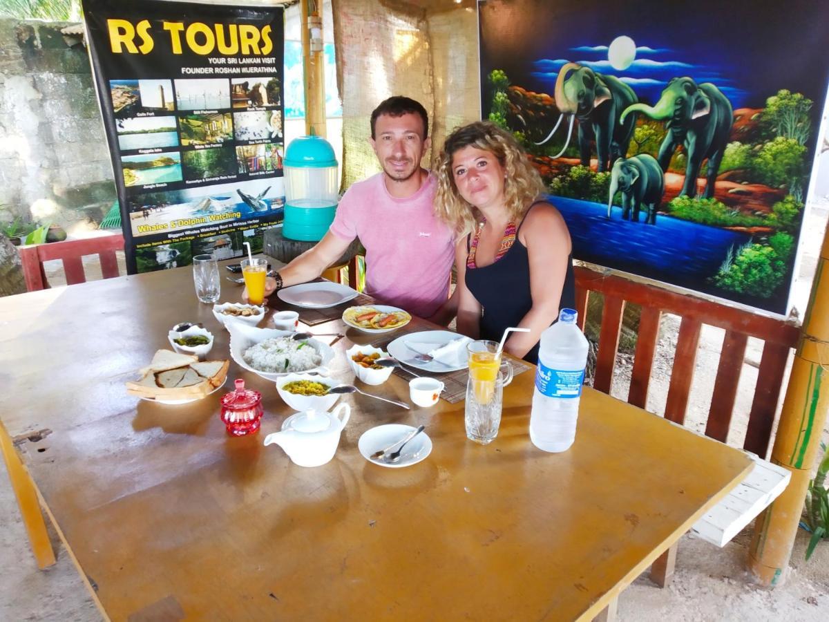 Rosa Shashi Cabanas Galle Exterior photo